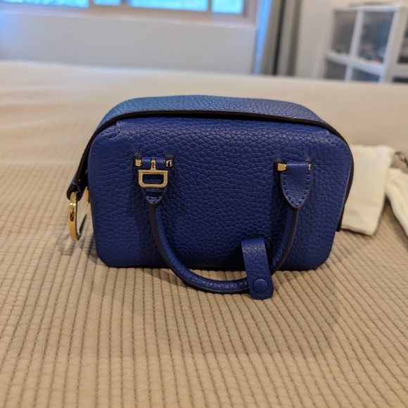 Delvaux outremer nano cool box: Never worn - Picture 1 of 8